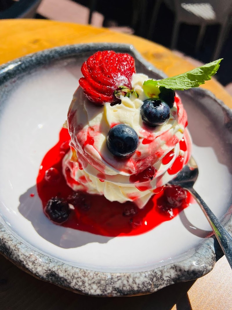 Vintage by Burgezia - Photo 1