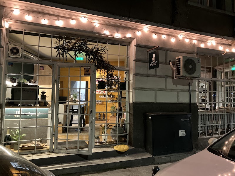 BASH HEDONIST - Photo 1