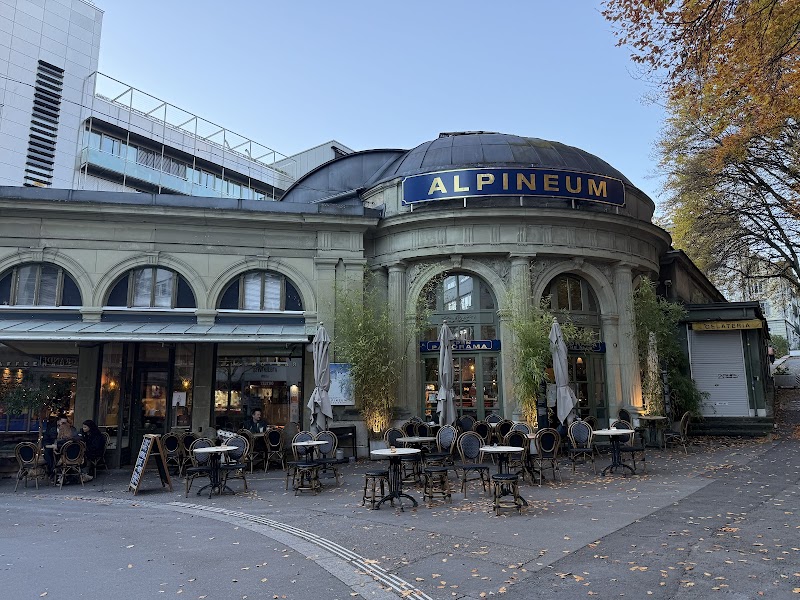 Alpineum Kaffeehaus°Bar - Photo 5