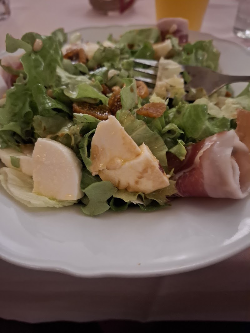 Bistro Happy House - Photo 4