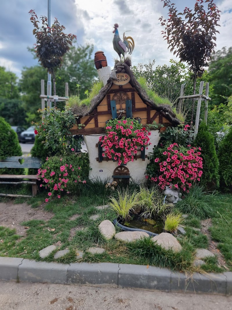 Bistro Happy House - Photo 5