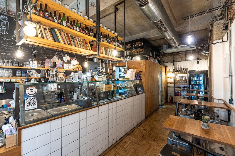 Rainbow Factory - Photo 4