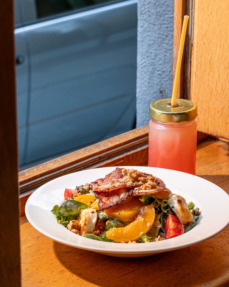 Rainbow Factory - Photo 3