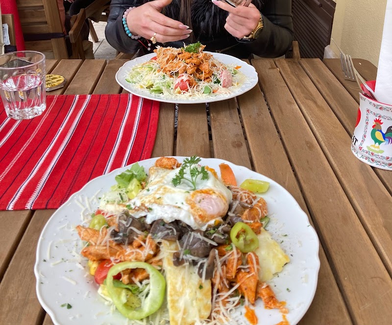 Parasztkonyha Restaurant - Photo 2