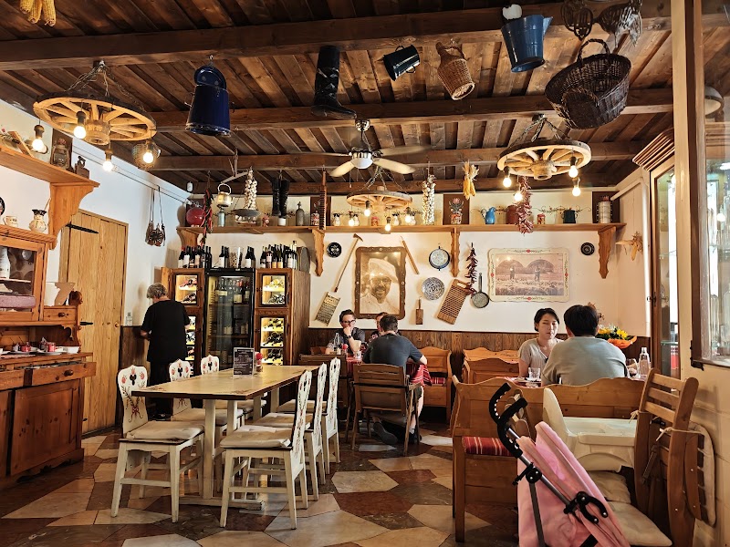 Parasztkonyha Restaurant - Photo 8