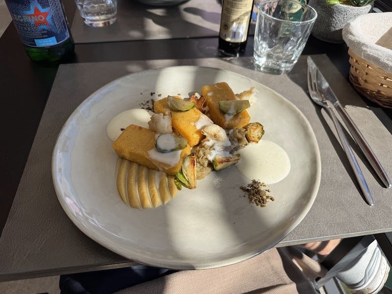 Le Lac Restaurant - Photo 4