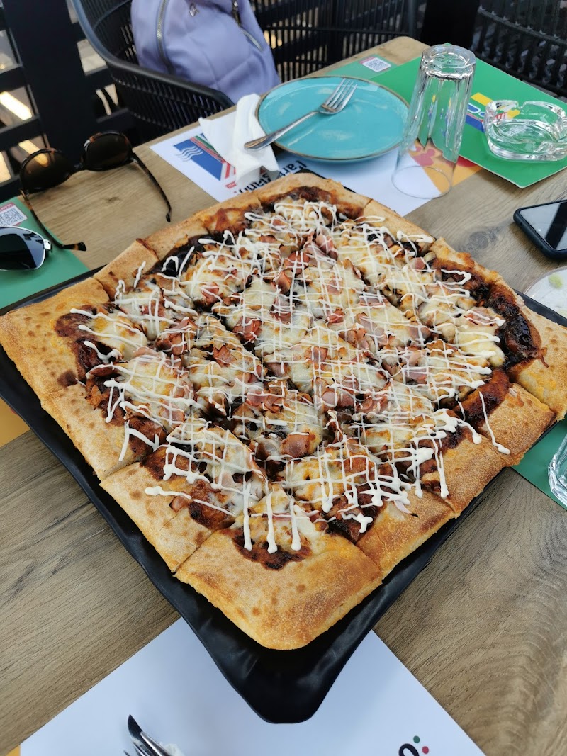 L'artigiano Pizza - Photo 2