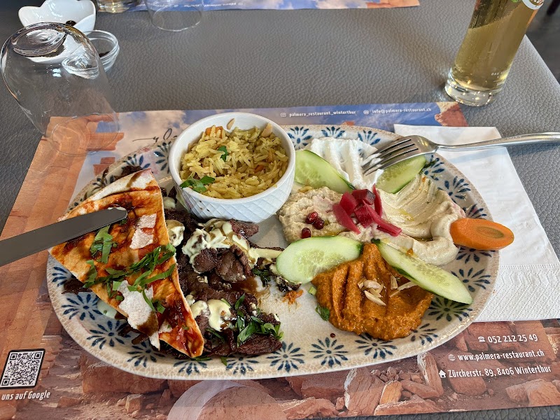 Palmera Restaurant - Photo 5