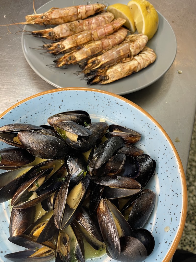 Τα Καλαμαράκια - Photo 2