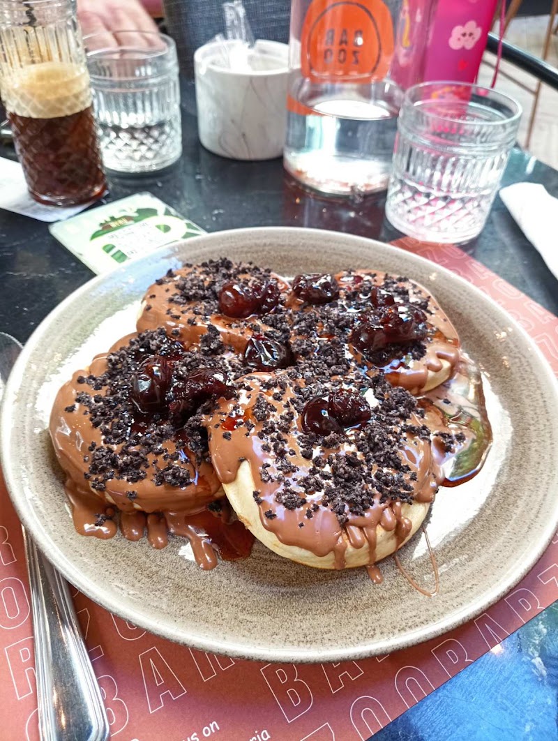 Barzoo cuzine & cocktails - Photo 3