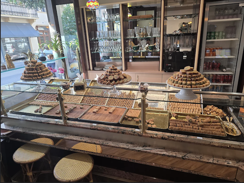 Café Central By Damas - Photo 1