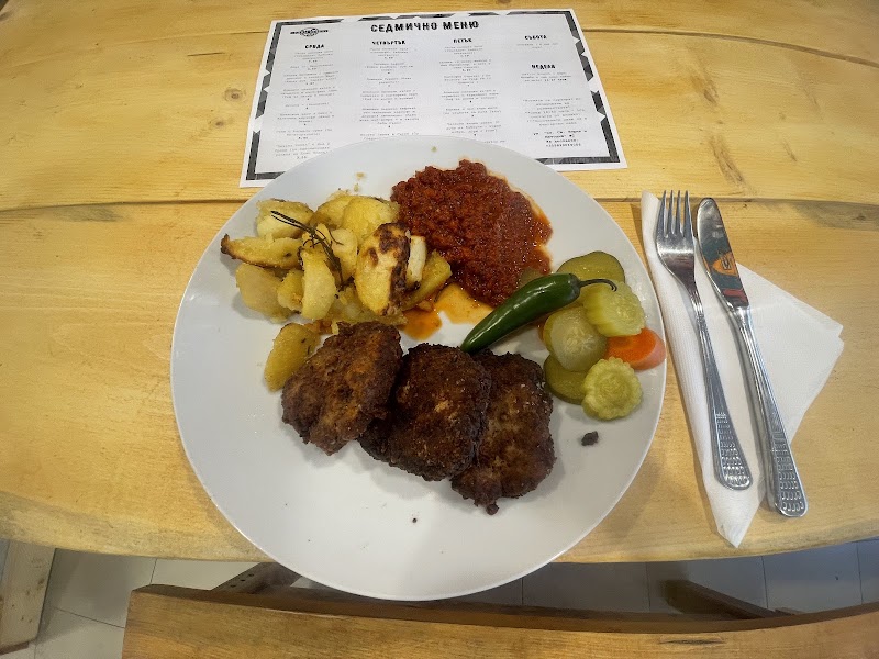 Farm Bites - Photo 2