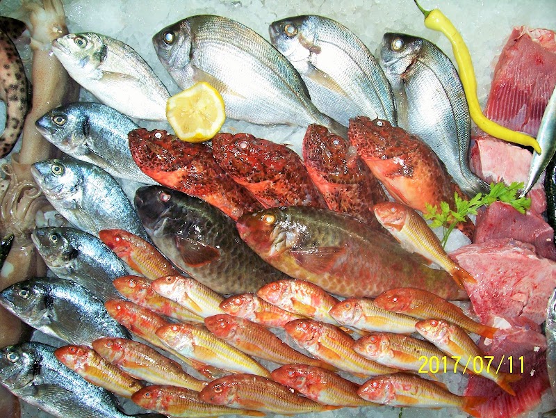 Ouzeri Tou Laki - Photo 3