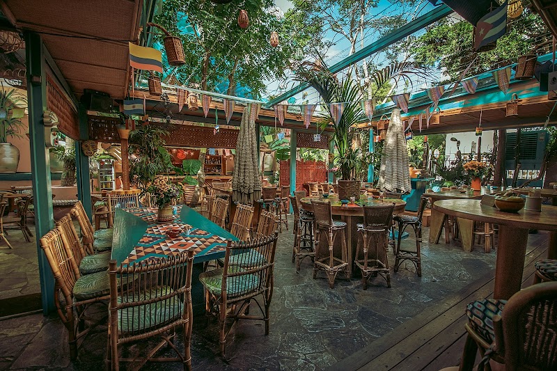 CHE Cocina y Barra Sudamericana - Photo 1