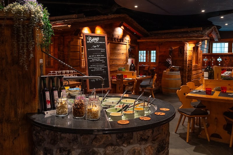 Barrys Restaurant, Bar & Lounge - Photo 2