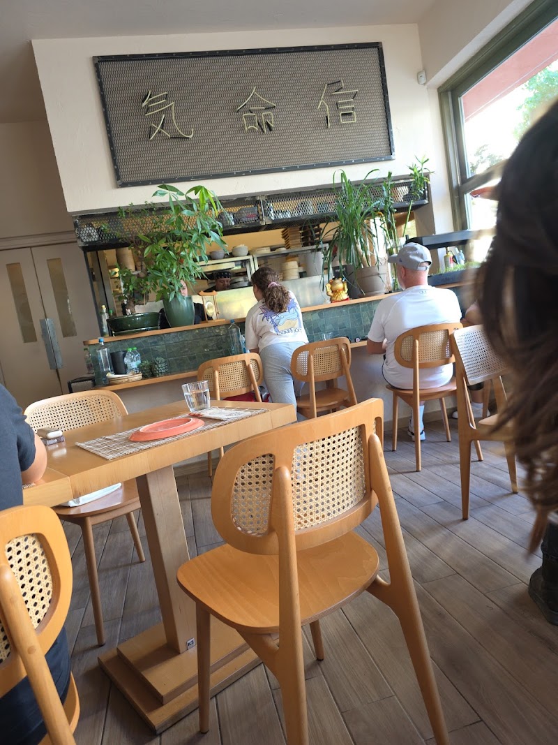 Hong Kong Athens - Photo 5