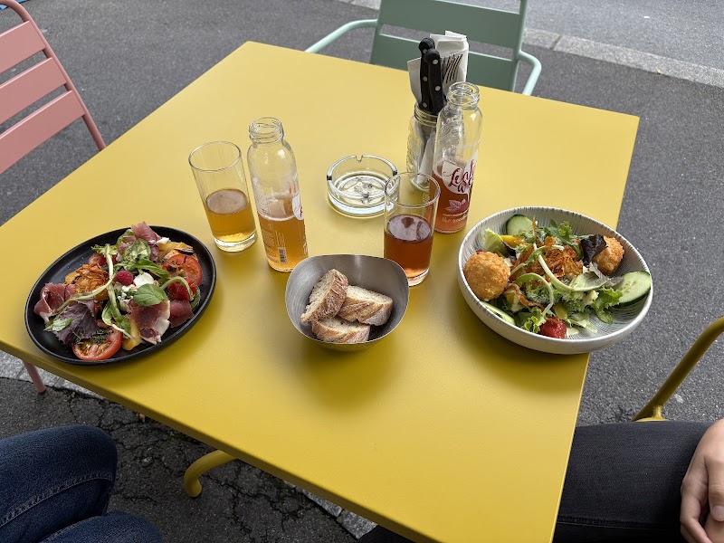 BRASSERIE LES 100 SUISSES - Photo 3