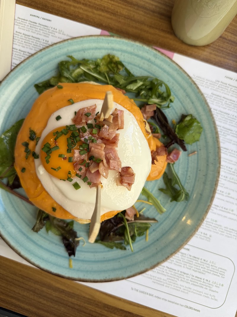 The Garden Bar - Photo 5