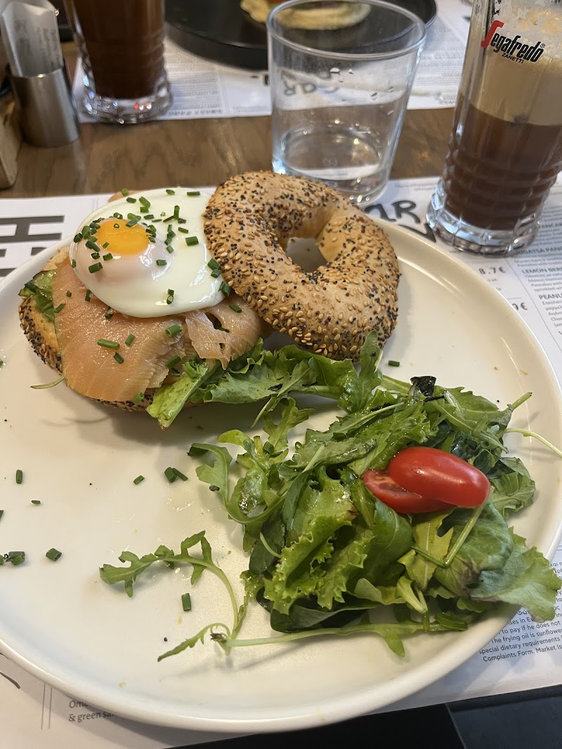 The Garden Bar - Photo 3