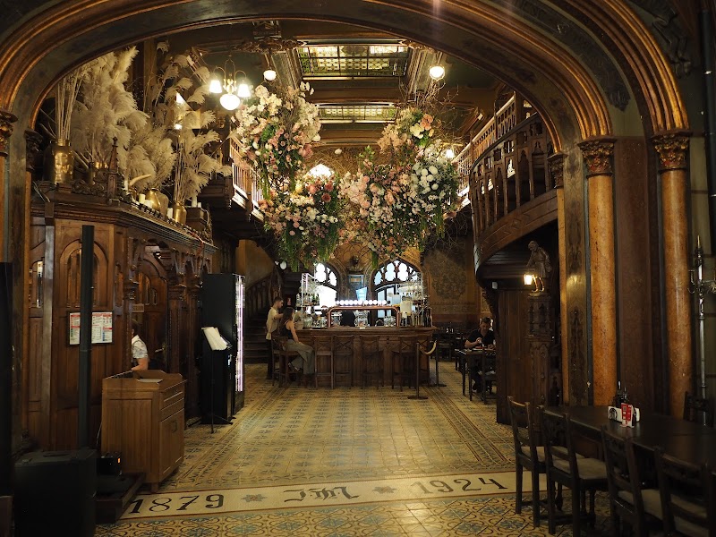 Caru' cu bere - Photo 4