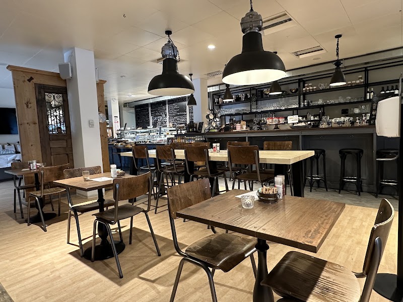 Kaffee Klatsch Davos am Platz - Photo 5