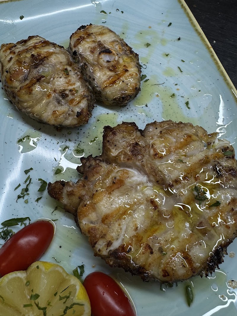 Manolis' poplar - Photo 4