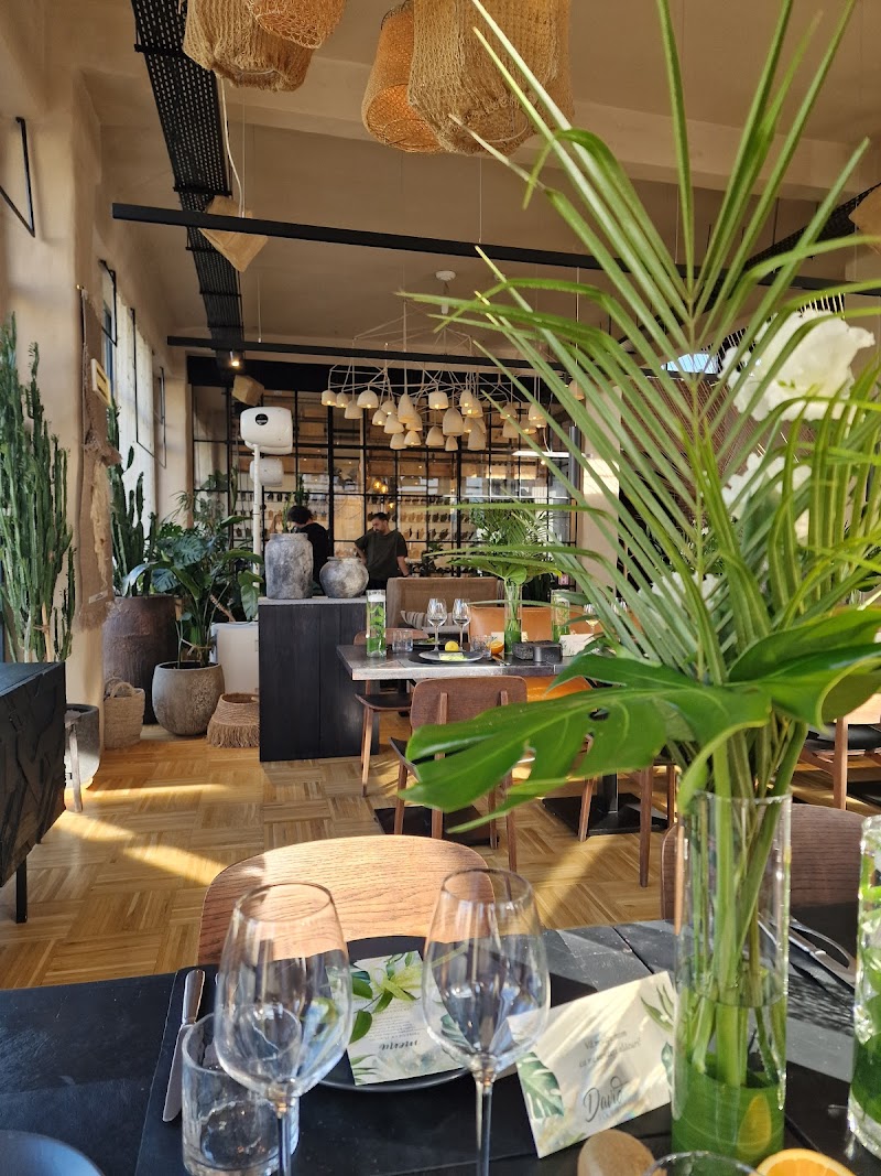 POT.stories - Photo 2